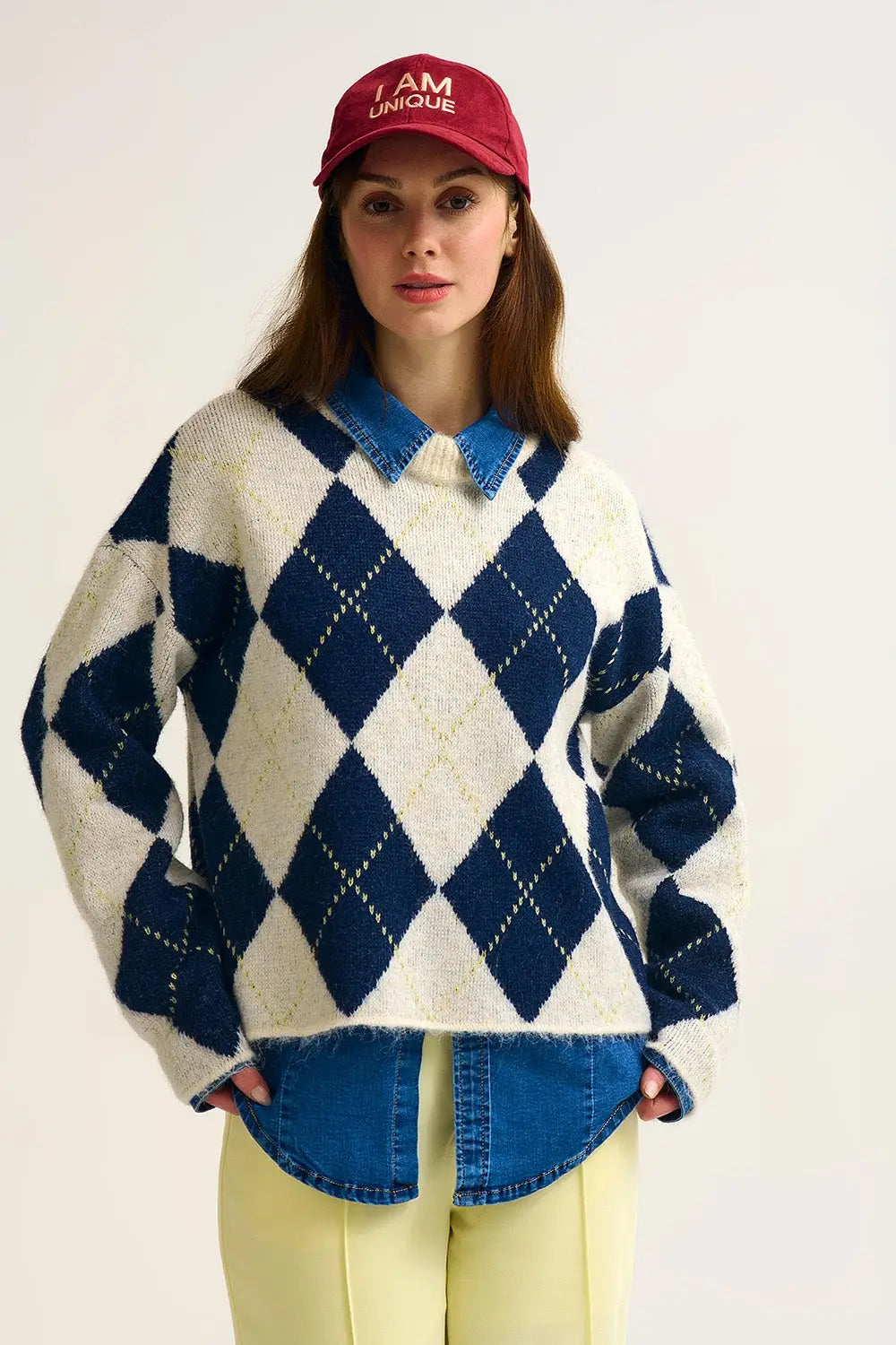 Q2 Navy diamond Chunky Knit Sweater in Contrast navy and cream