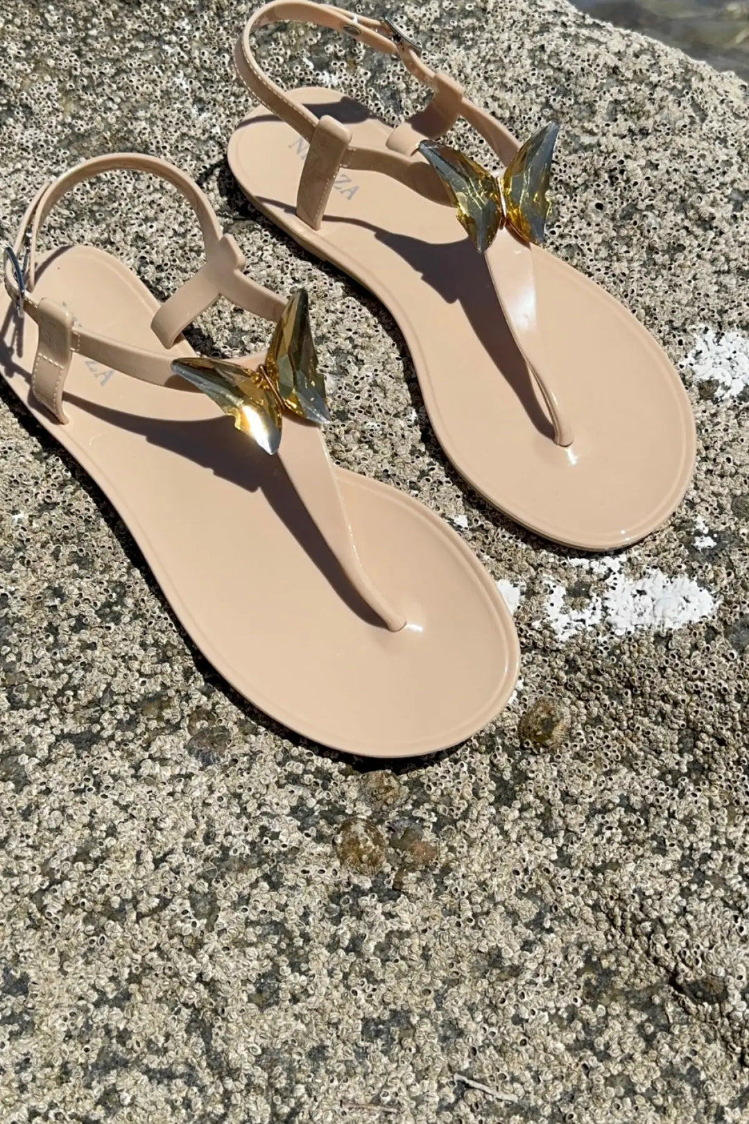 ALIANA Black Gel Beach Sandals
