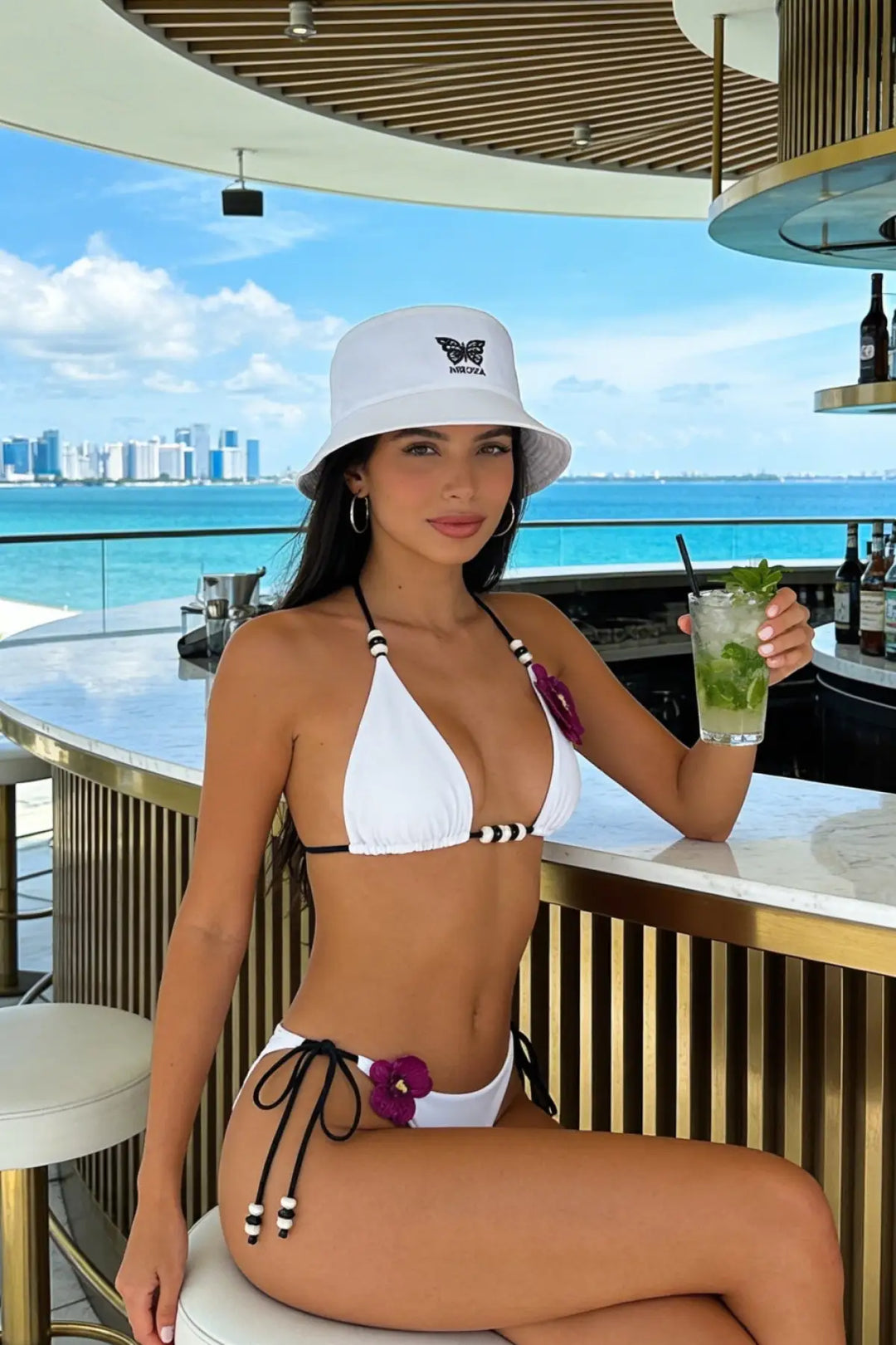 Black/White Nikoza Bucket Hat - Hats