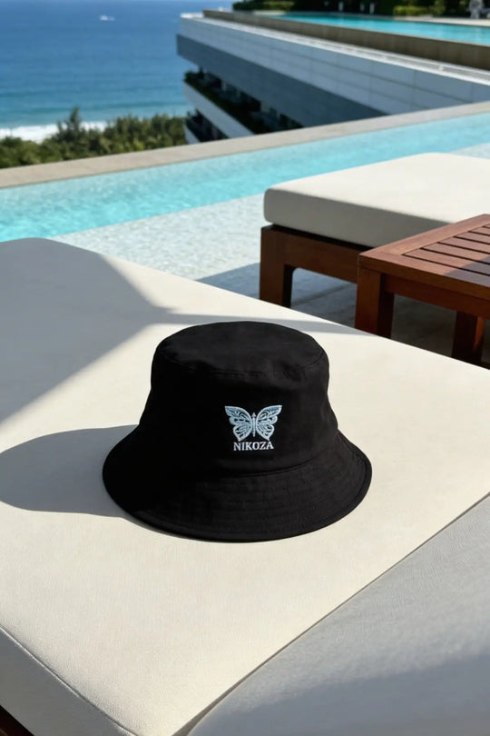 White/Black Nikoza Bucket Hat