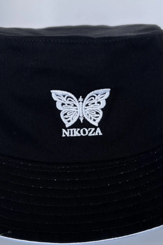 White/Black Nikoza Bucket Hat