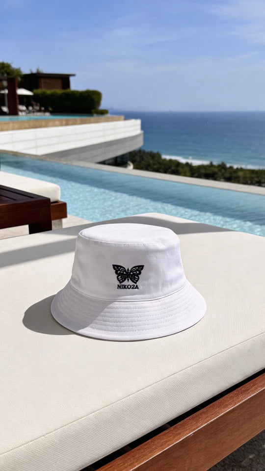 Black/White Nikoza Bucket Hat