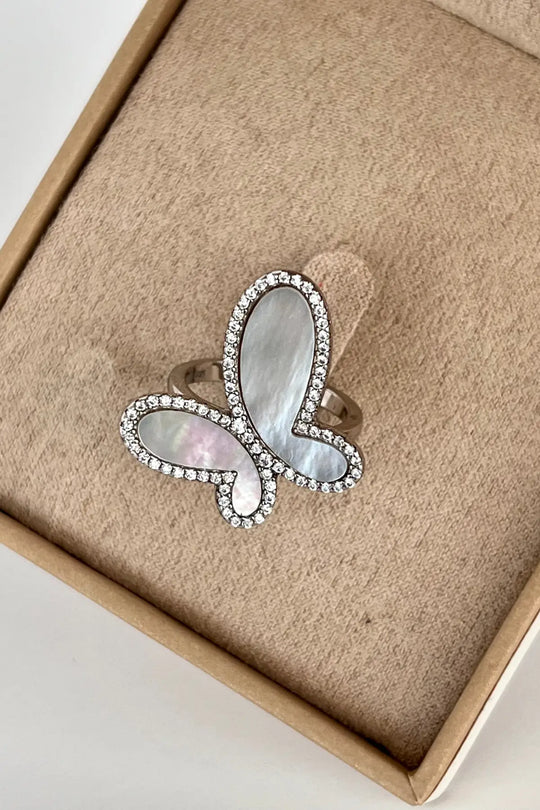 .925 Silver Ring w/ Mother Of Pearl Butterfly encrusted with Cubic Zirconia Jewelry
