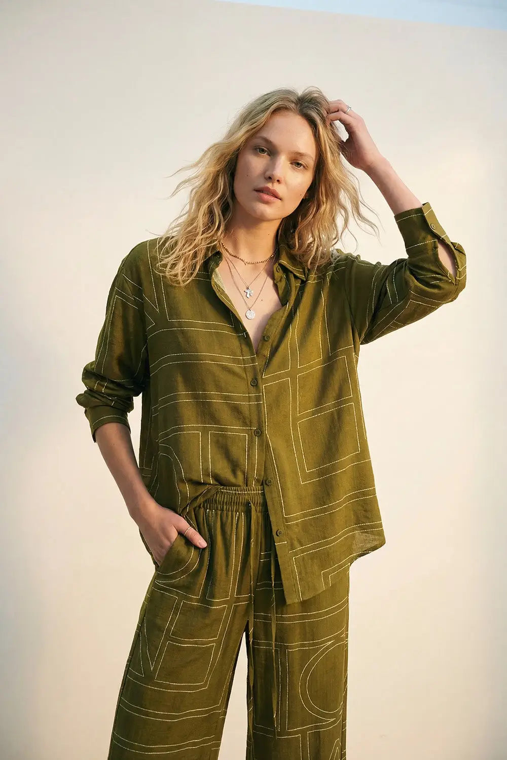 Olive Fluid Fine-Fabric Wide-Leg Pants with Graphic Print - Pants