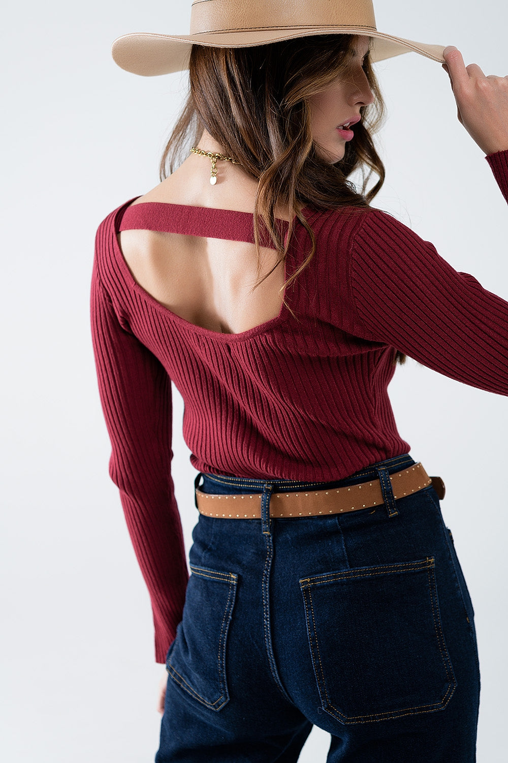 Q2 open back burgundy ribbed sweater