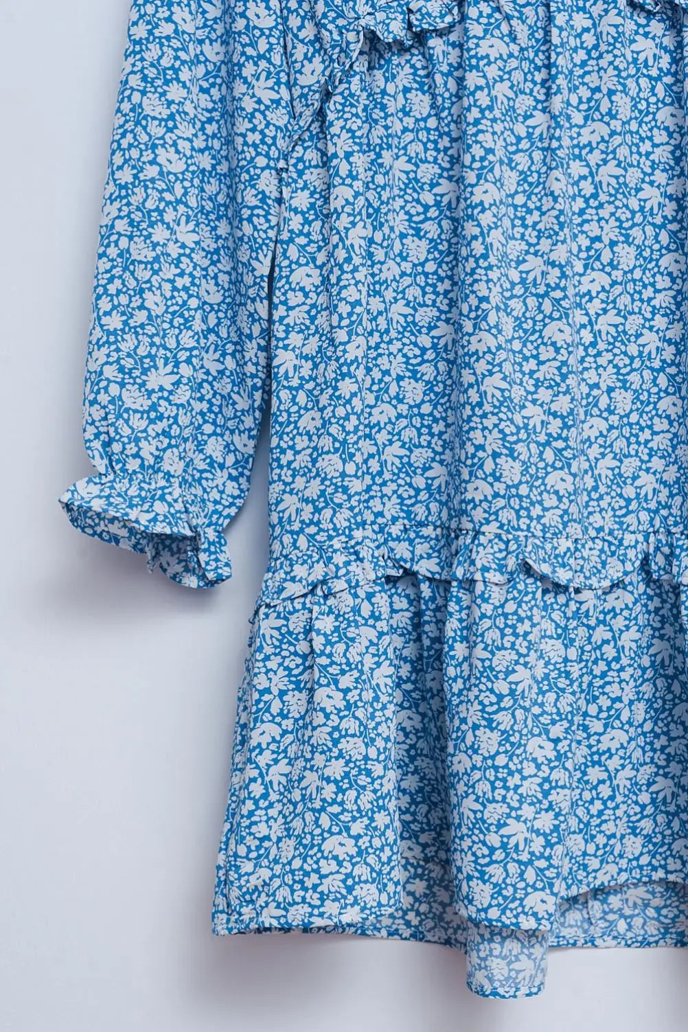 Open back mini tea dress in blue floral - Dresses