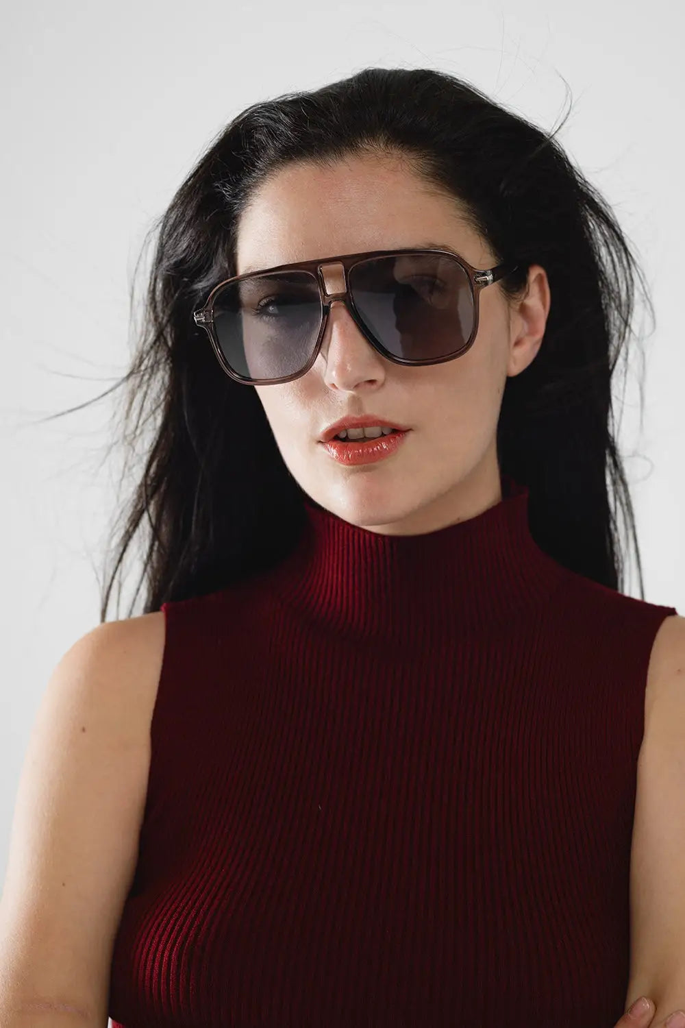 Oval Aviator Suglasses With Smoke Gray Lens in Gray - One Size / Grey