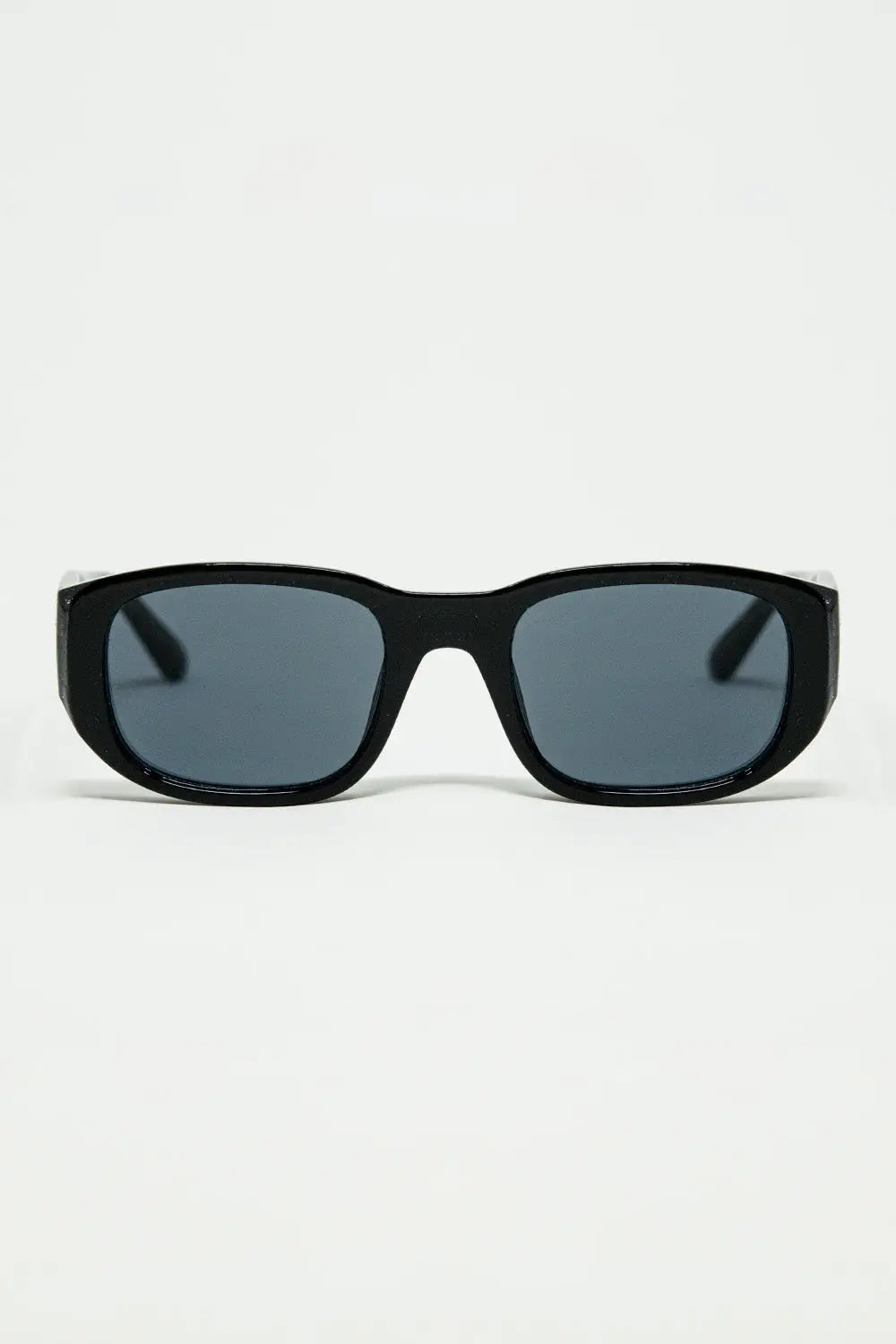 Q2 Oval Sunglasses with High Gloss Transparent Frames in black