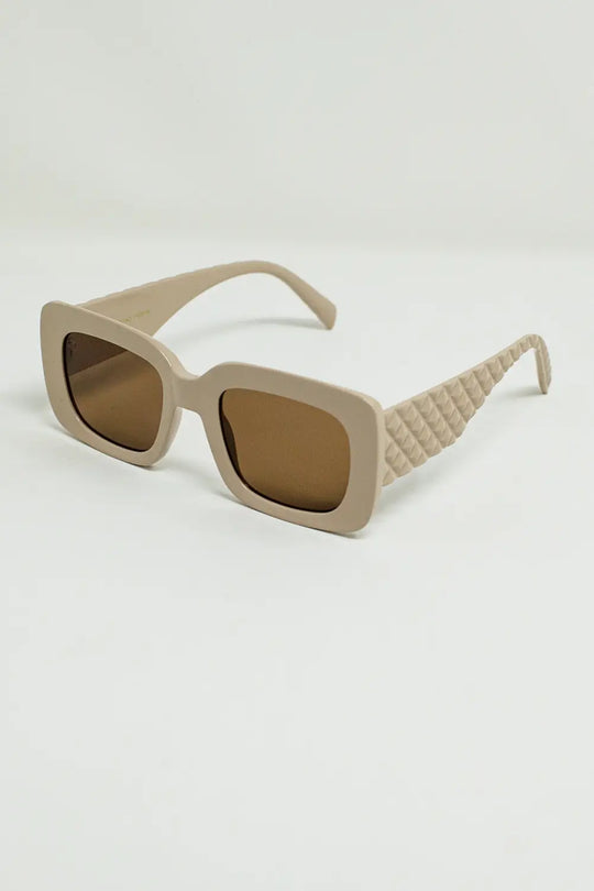 Oval Sunglasses With Smoke Lens In Beige - One Size / White