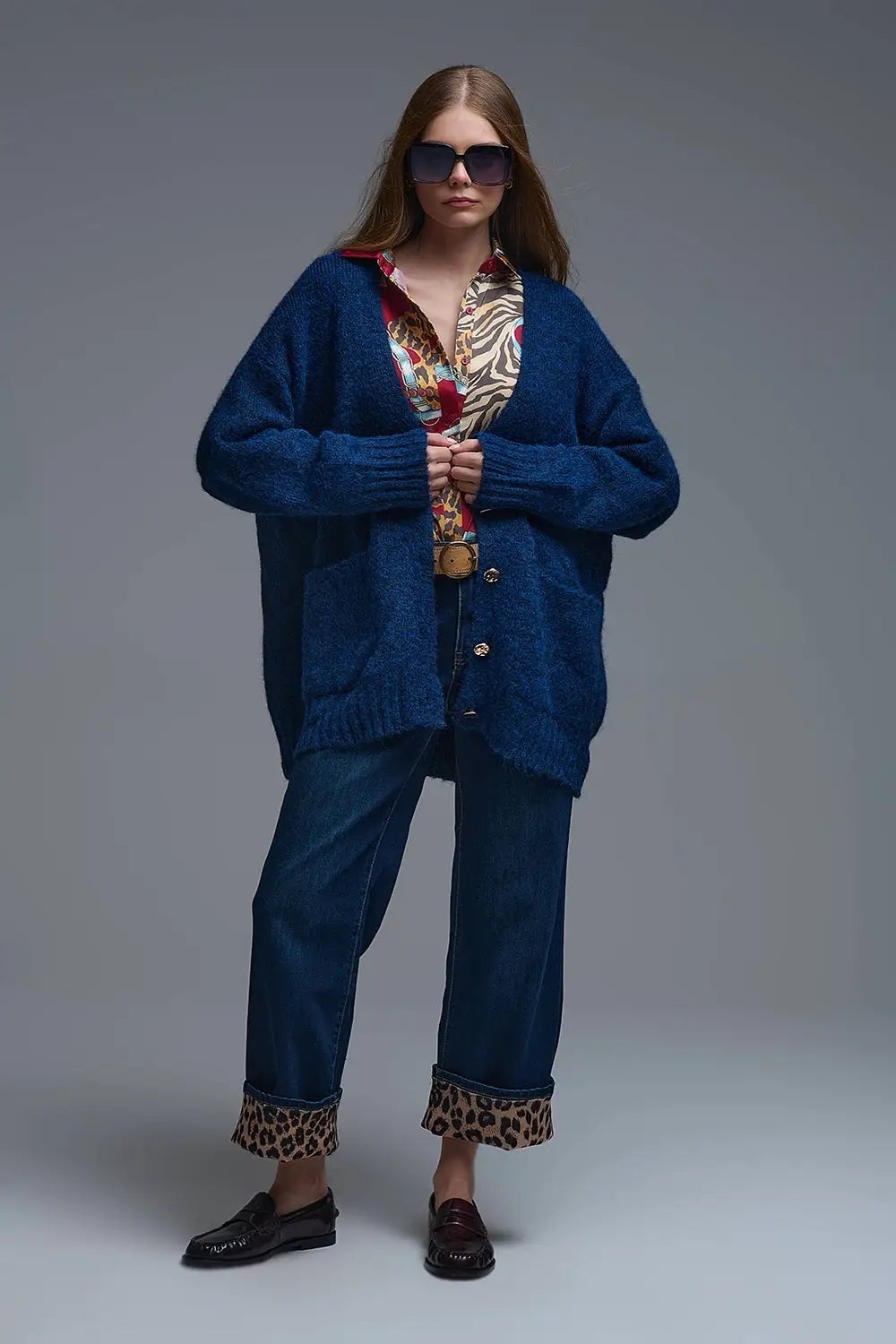 Q2 Oversized Cardigan in Navy with gold buttons and pockets