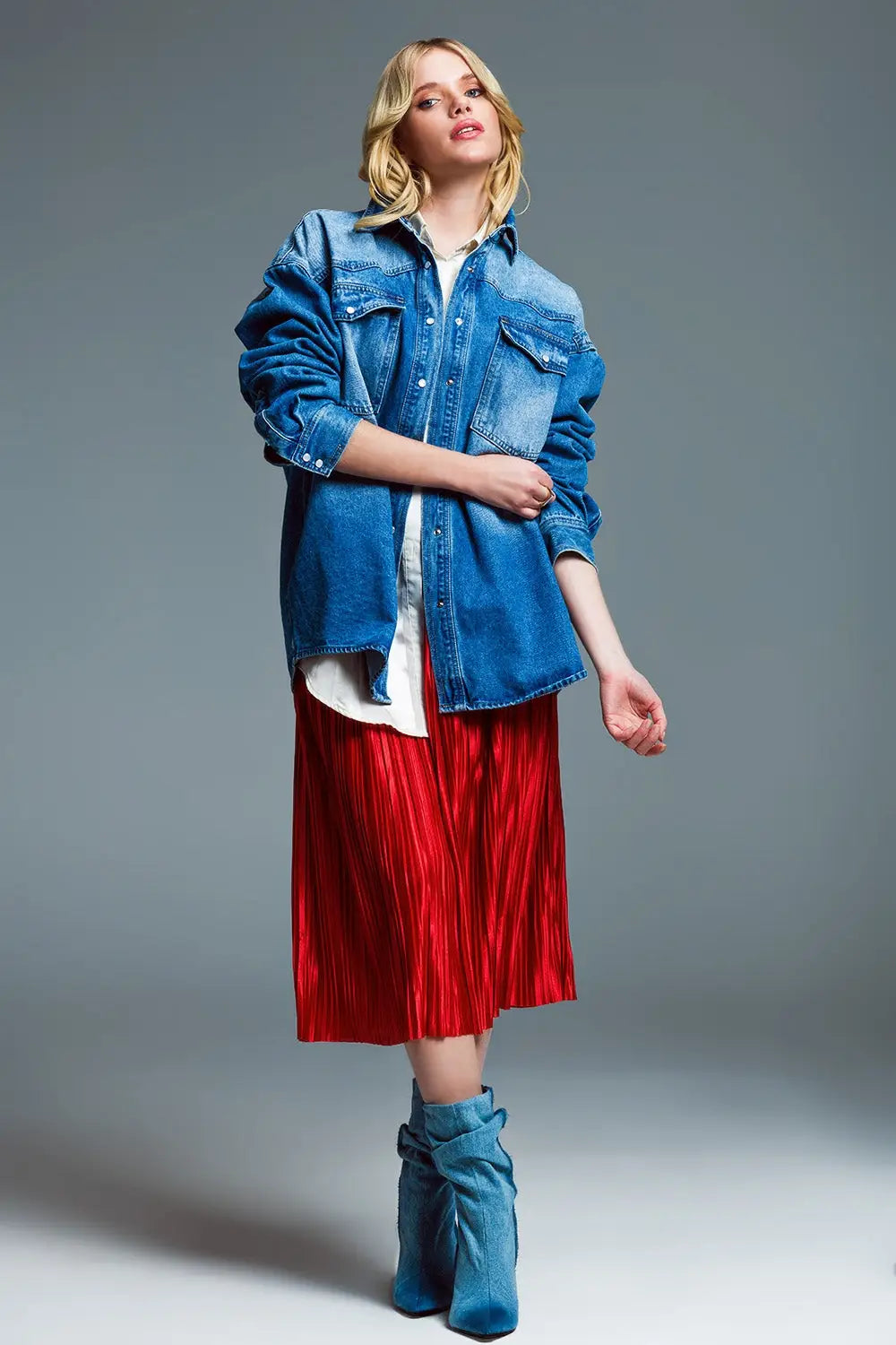 Oversized Cargo Style Denim Jacket in Medium Wash. - One Size / Blue - Coats and Jackets