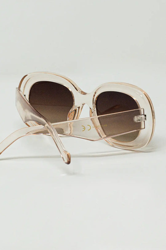 Oversized Circular Sunglasses in translucent white - One Size / Beige