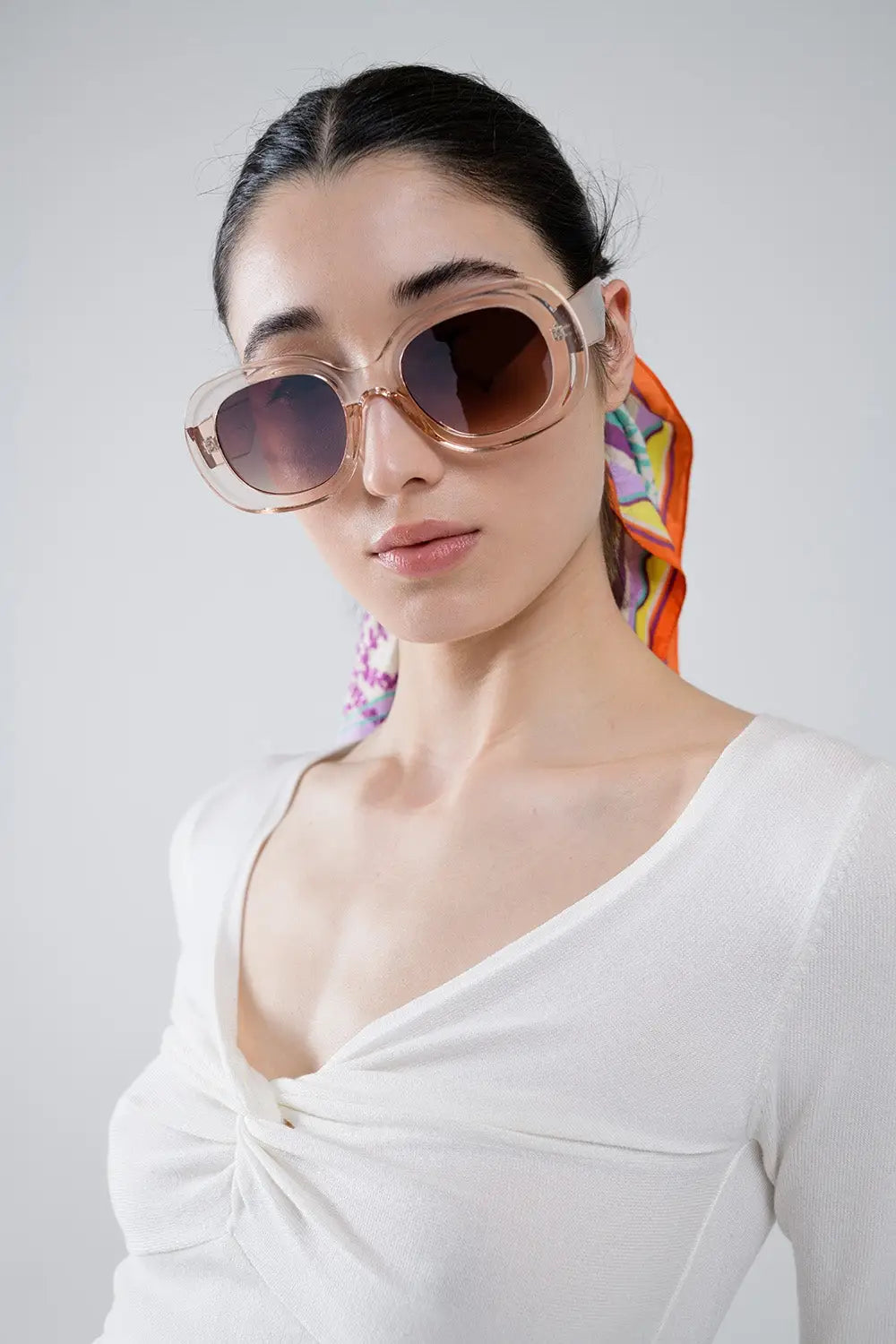 Oversized Circular Sunglasses in translucent white - One Size / Beige