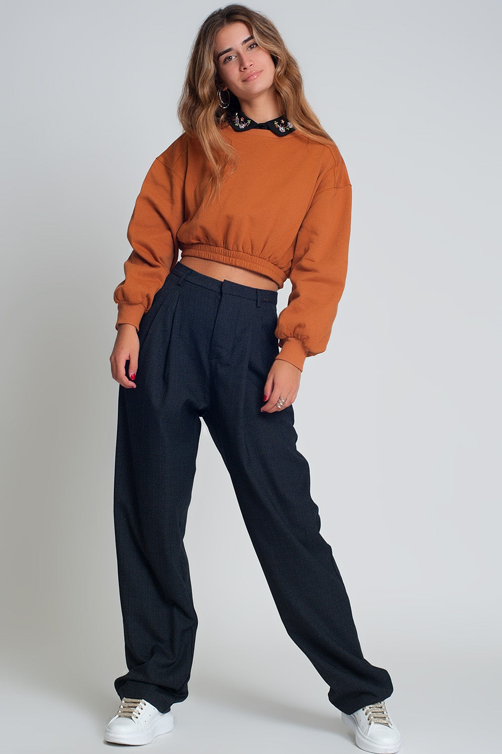 Oversized cropped sweatshirt in camel