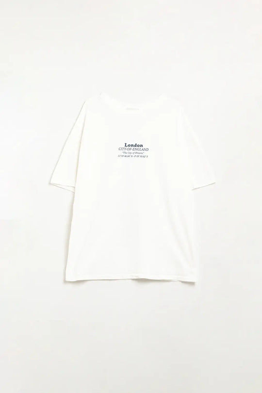 Q2 Oversized fit t-shirt with London grafic print