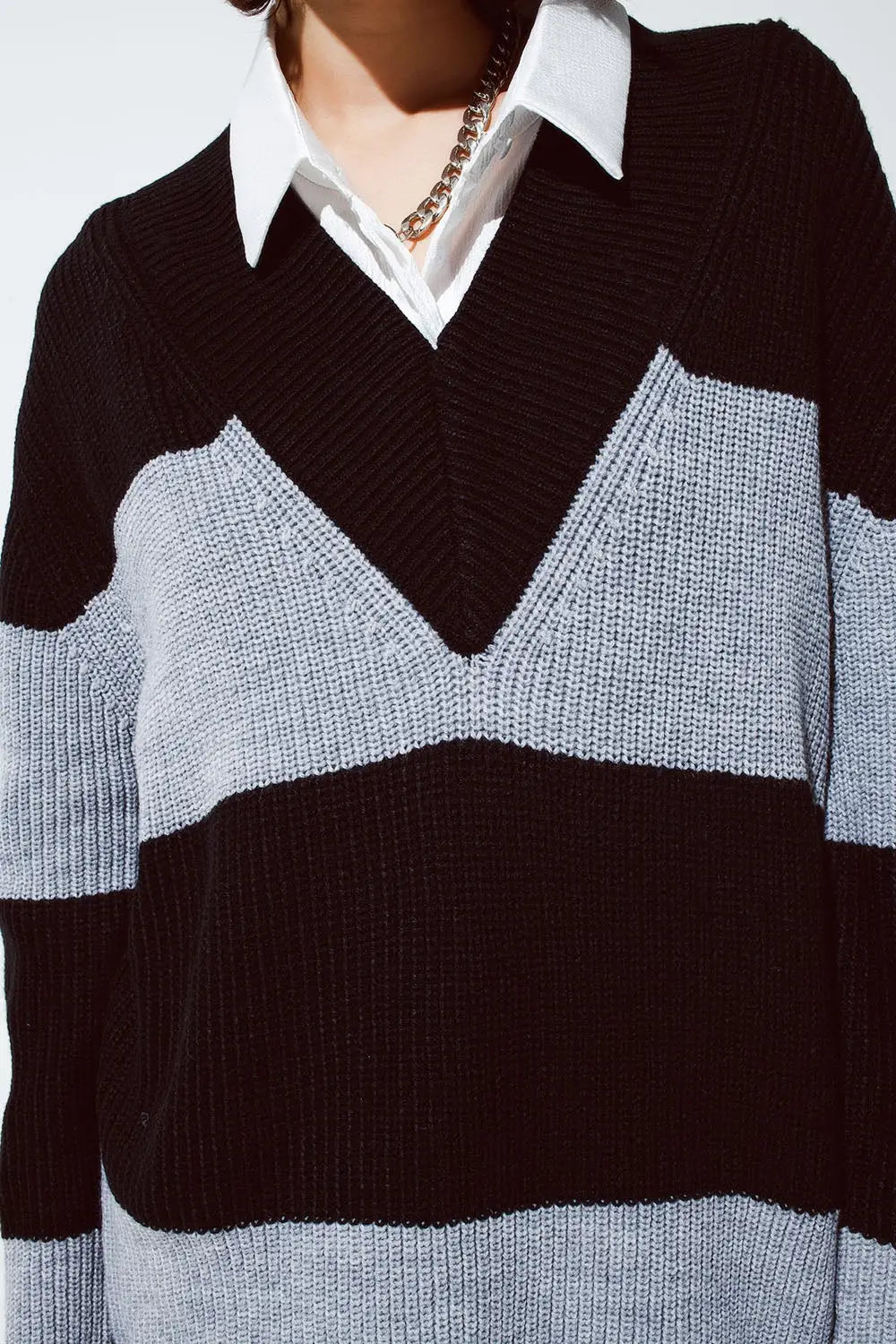 Oversized MIDI knitted dress with stripes and a wide v neck - Dresses