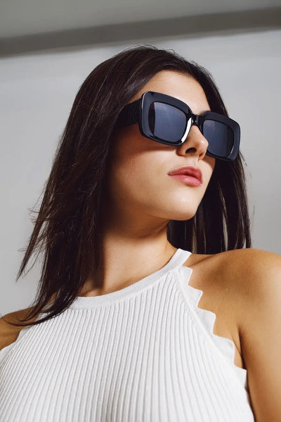 Oversized Oval Sunglasses With Side Detail in Black - One Size / Black