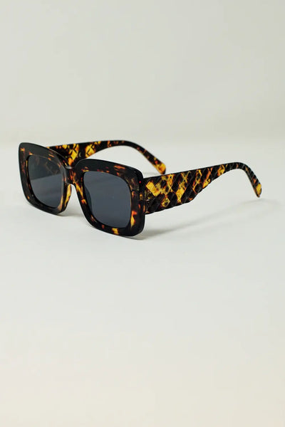 Oversized Rectangular Sunglasses in vintage Tortoise Shell - One Size / Brown