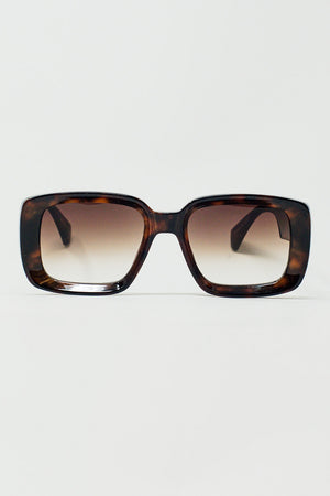 Q2 Oversized Rectangular Sunglasses With Wide Frame in brown