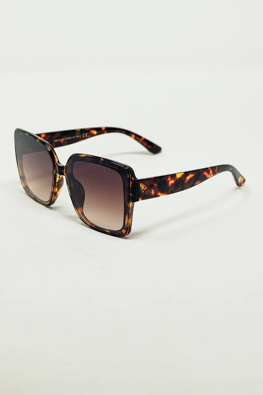 Oversized square Cat Eye Sunglasess in Brown - One Size / Brown