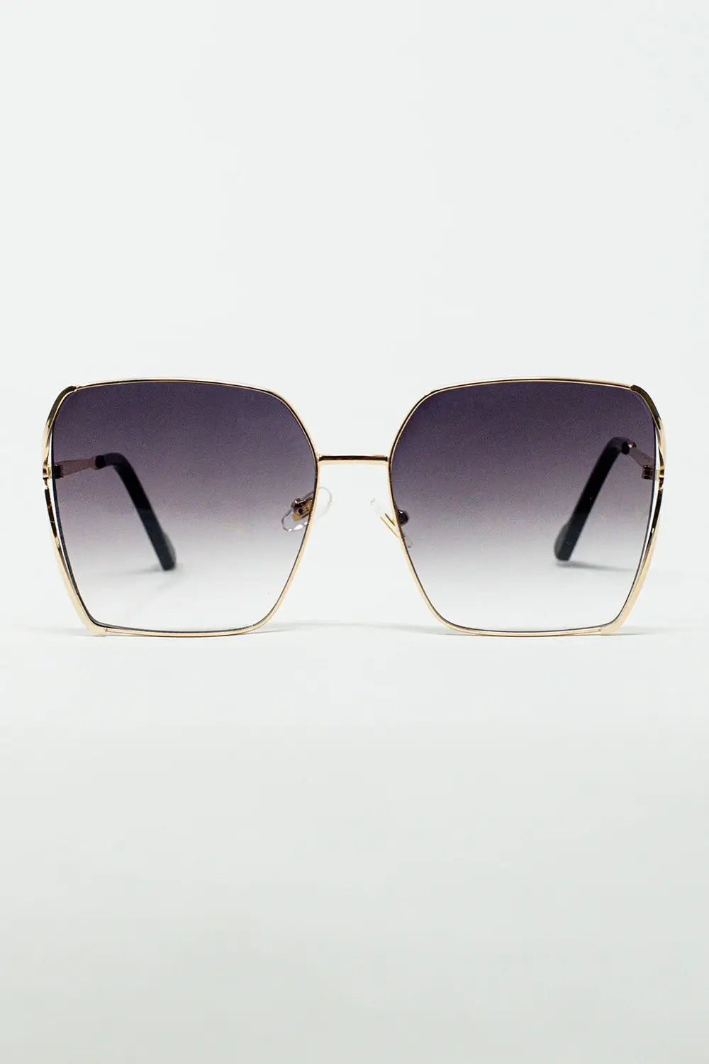 Q2 Oversized Square Metal Sunglasses In Black Gradient Lens