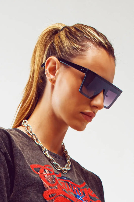 Oversized Squared 70´s Sunglasses in Black - One Size / Black