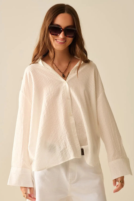 oversized white shirt with bow in the back - Shirts