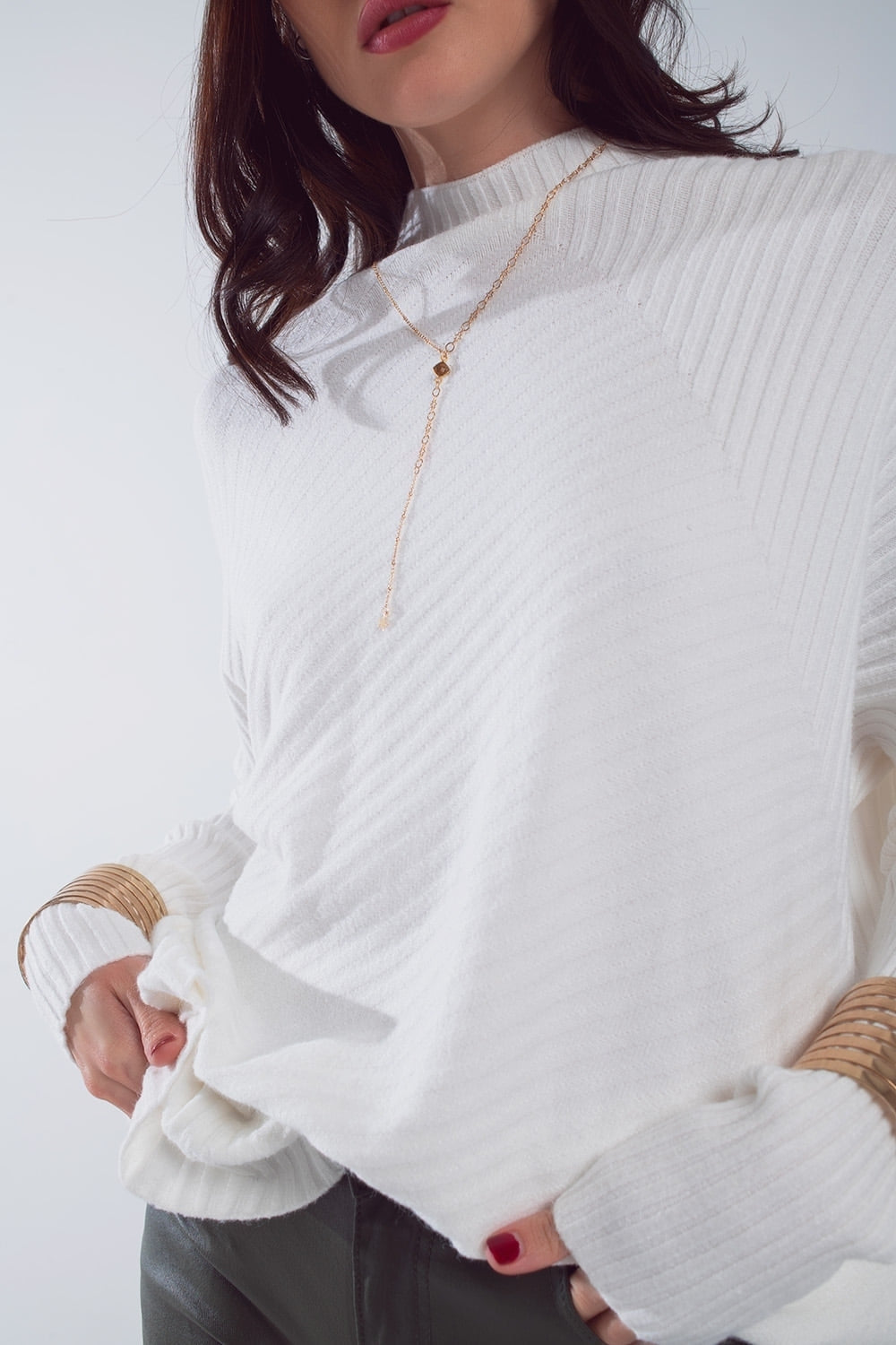 Oversized white sweater with stripes details