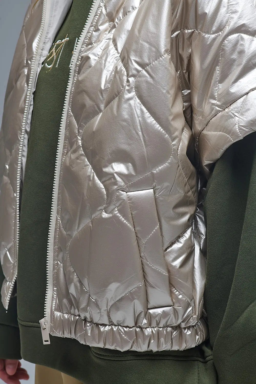 padded down jacket in gold with Cap Sleeve - One Size / Gold - Coats and Jackets