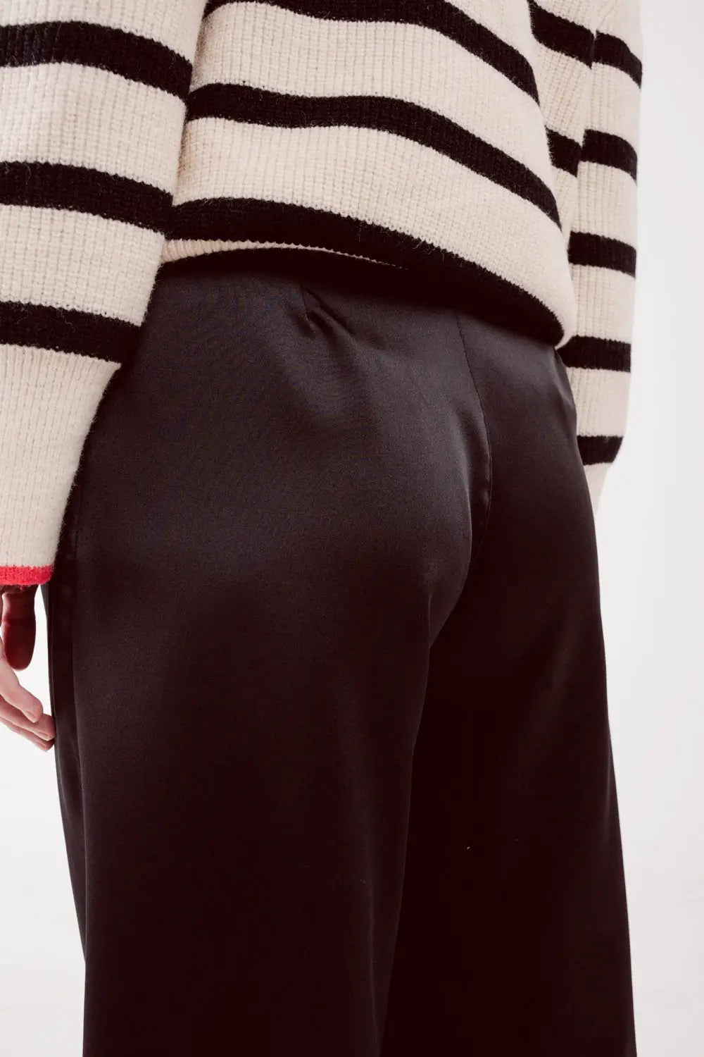 Palazzo pleated pants in black - Pants