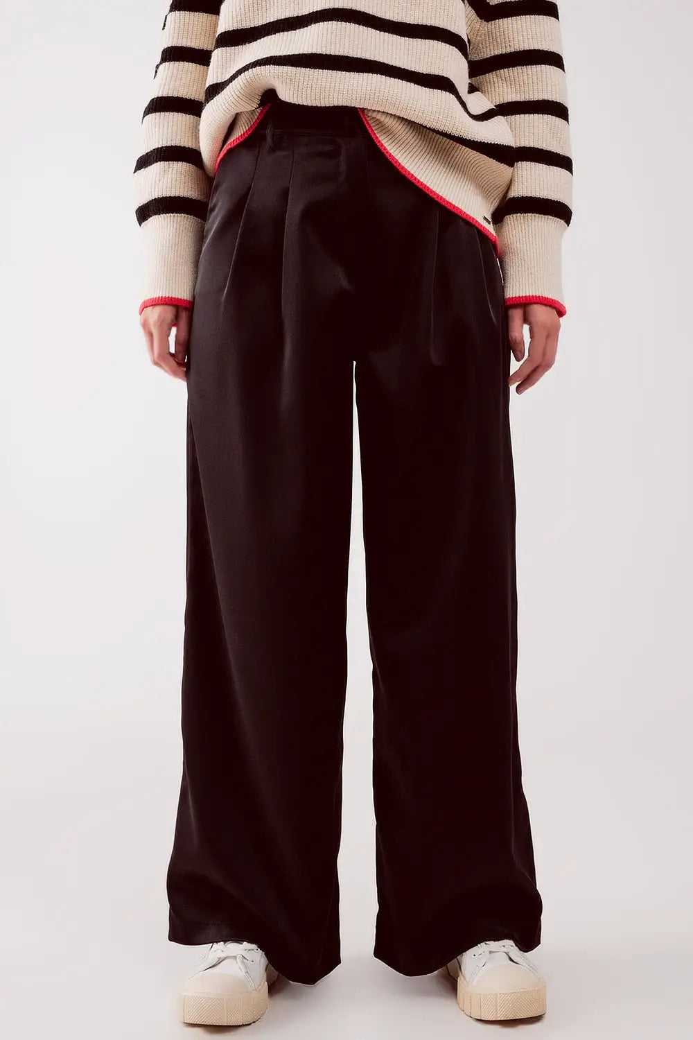 Palazzo pleated pants in black - Pants