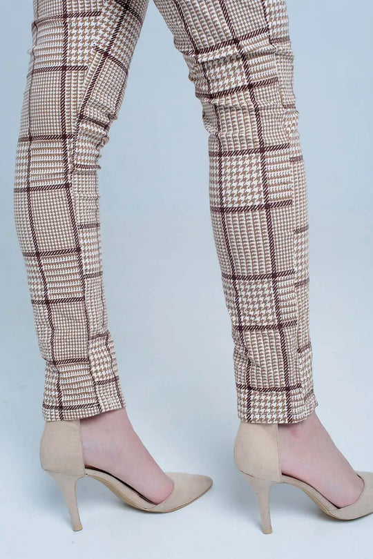 Pantalon à carreaux beige avec bouton - Pantalons