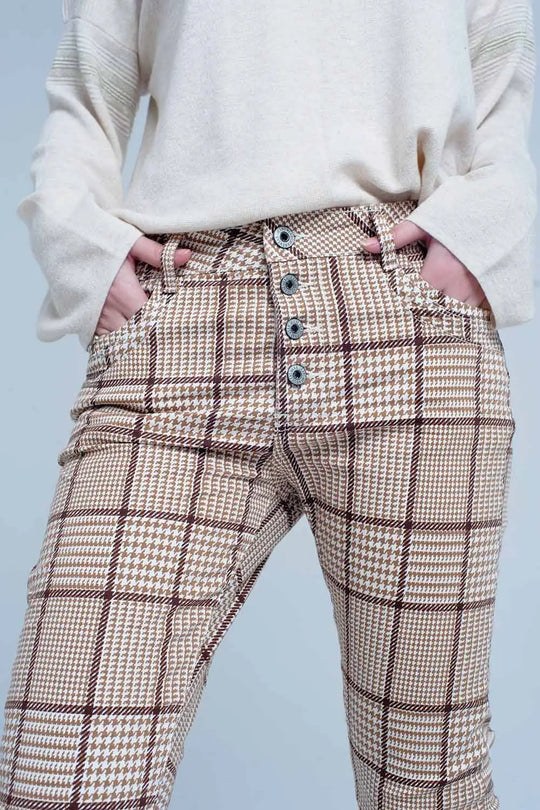 Pantalon à carreaux beige avec bouton - Pantalons