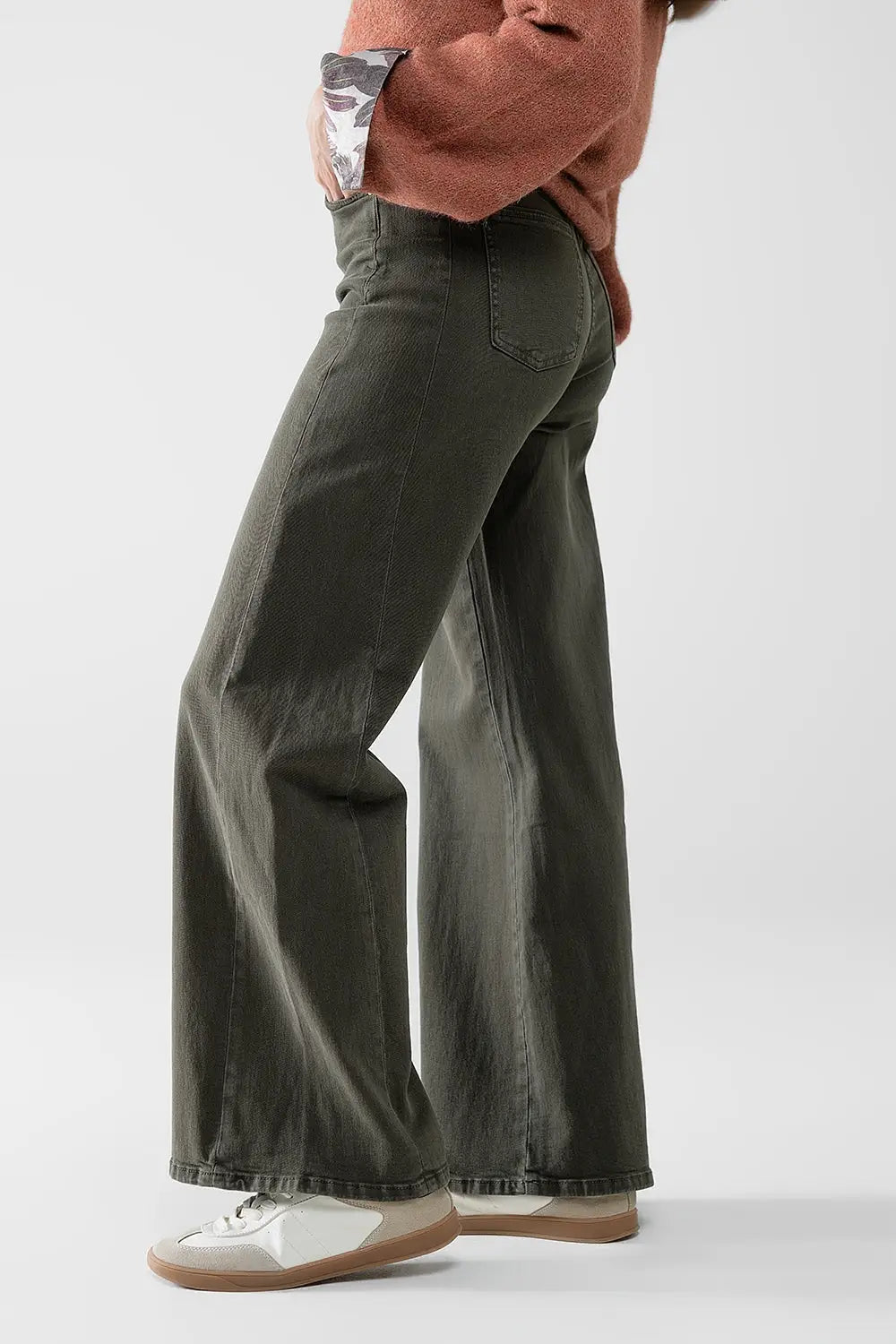Pantalon à jambe extra-large de couleur vert olive - Pantalons