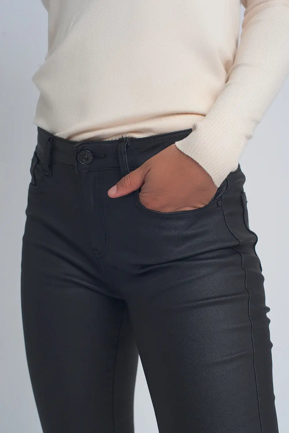 Pantalon ajusté en similicuir Noir - Pantalons