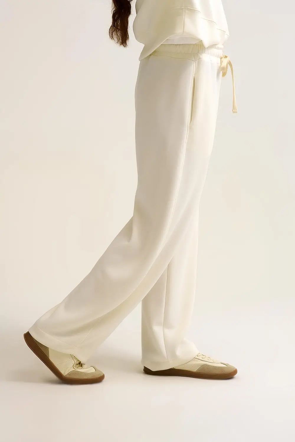 Pantalon de jogging en tricot super doux de couleur crème avec taille à cordon de serrage - One Size / blanc - Pantalons