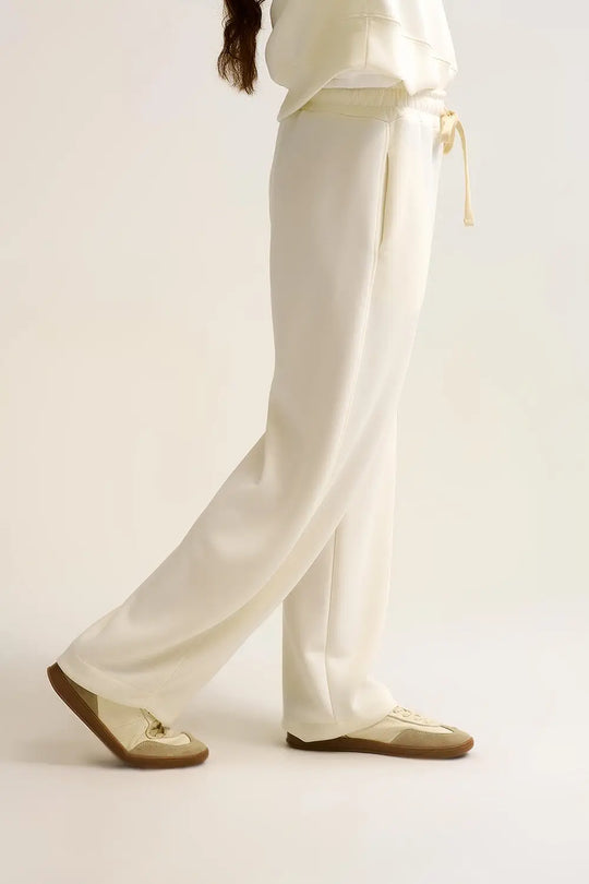 Pantalon de jogging en tricot super doux de couleur crème avec taille à cordon de serrage - One Size / blanc - Pantalons