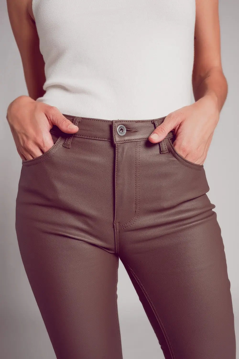 Pantalon évasé en similicuir stretch beige - Pantalons
