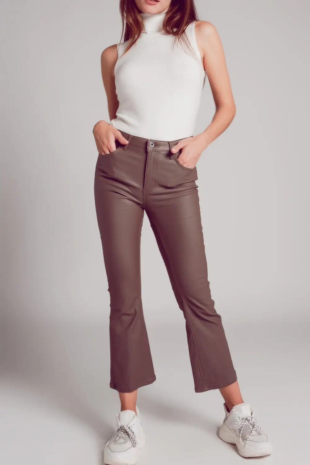 Pantalon évasé en similicuir stretch beige - Pantalons