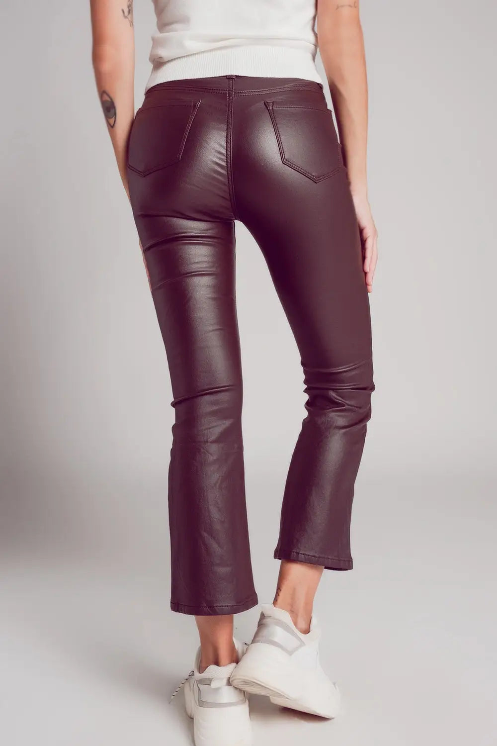Pantalon évasé en similicuir stretch marron - Pantalons