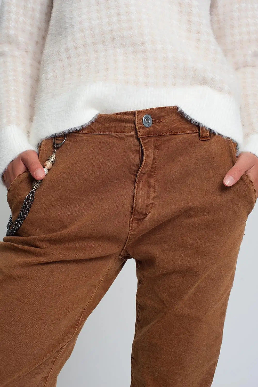 Pantalon fonctionnel avec chaîne et chevilles resserrées en marron - Pantalons