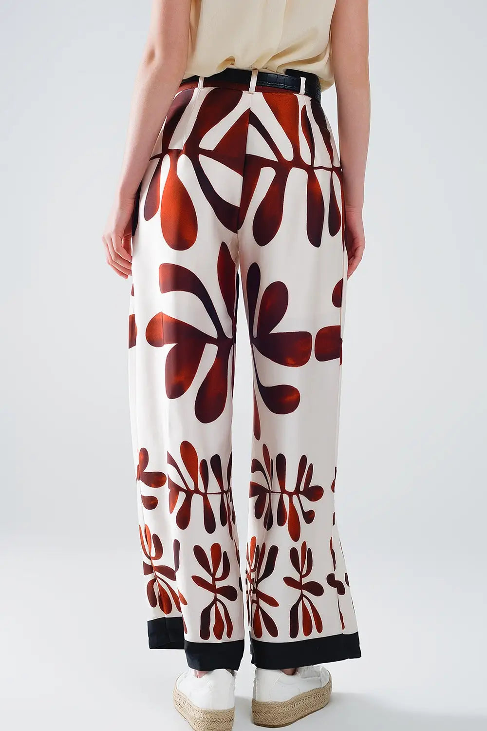 Pantalon large à imprimé abstrait en blanc et marron - Pantalons