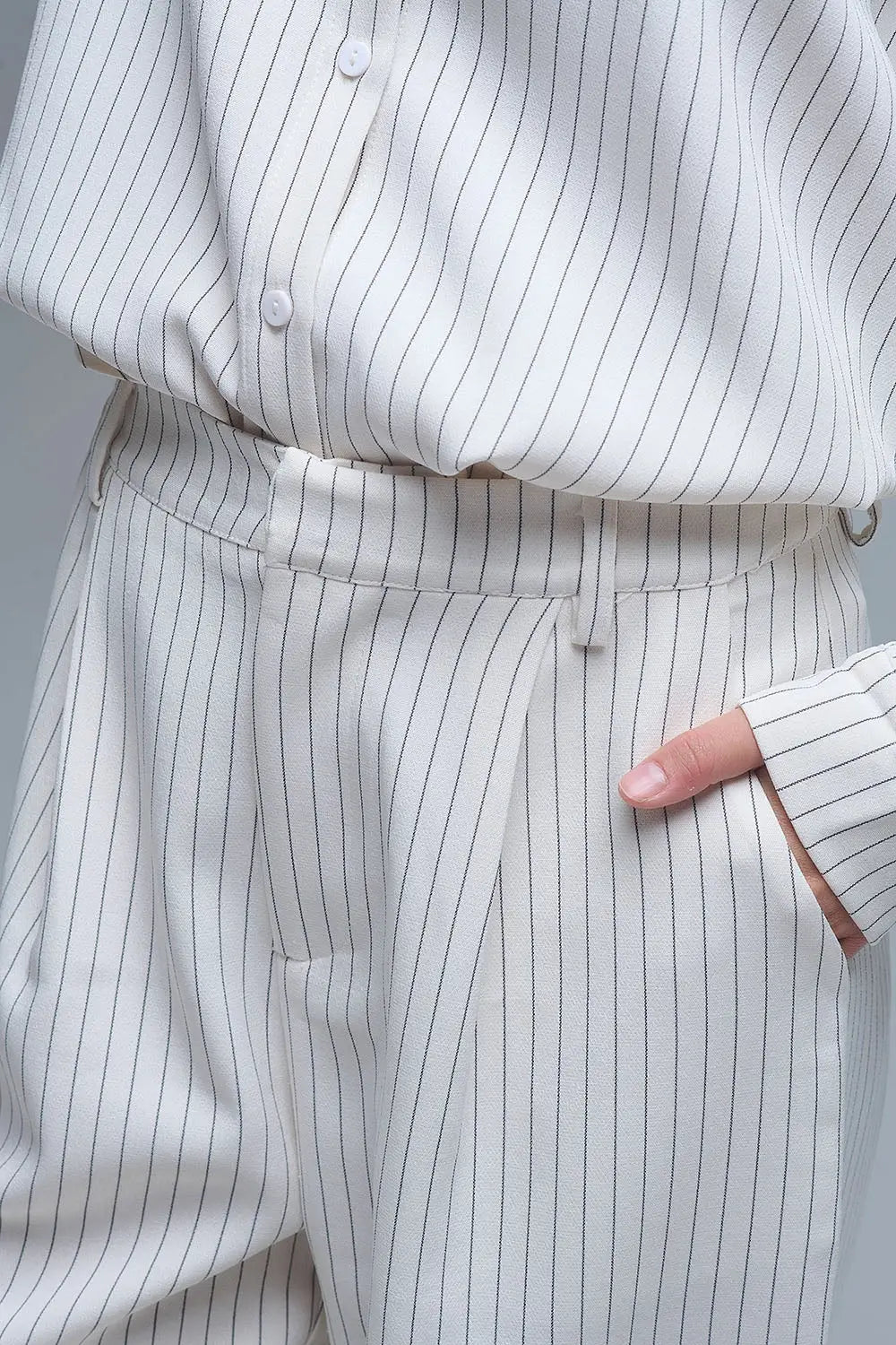 Pantalon large à rayures chic de couleur crème avec coupe doublée - Pantalons