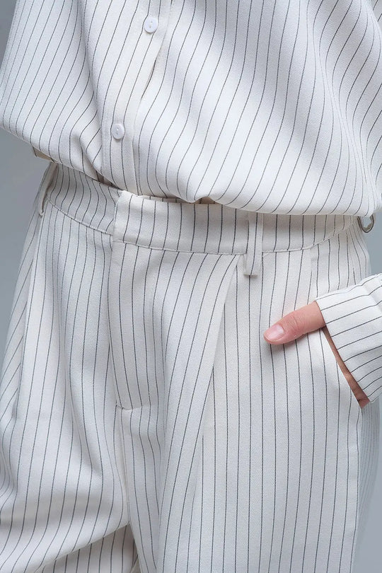 Pantalon large à rayures chic de couleur crème avec coupe doublée - Pantalons