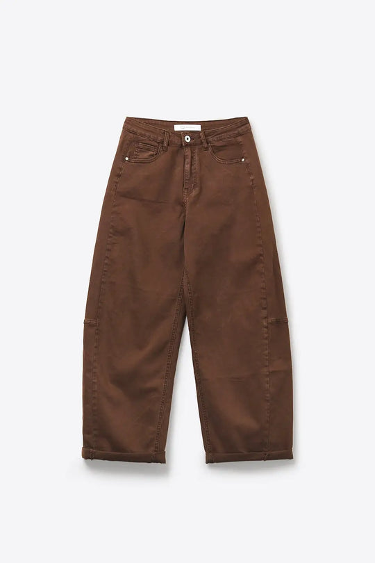 Pantalon large marron en sergé de coton avec poches style baril - Pantalons