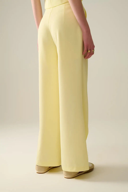 Pantalon large sur mesure en jaune - Pantalons