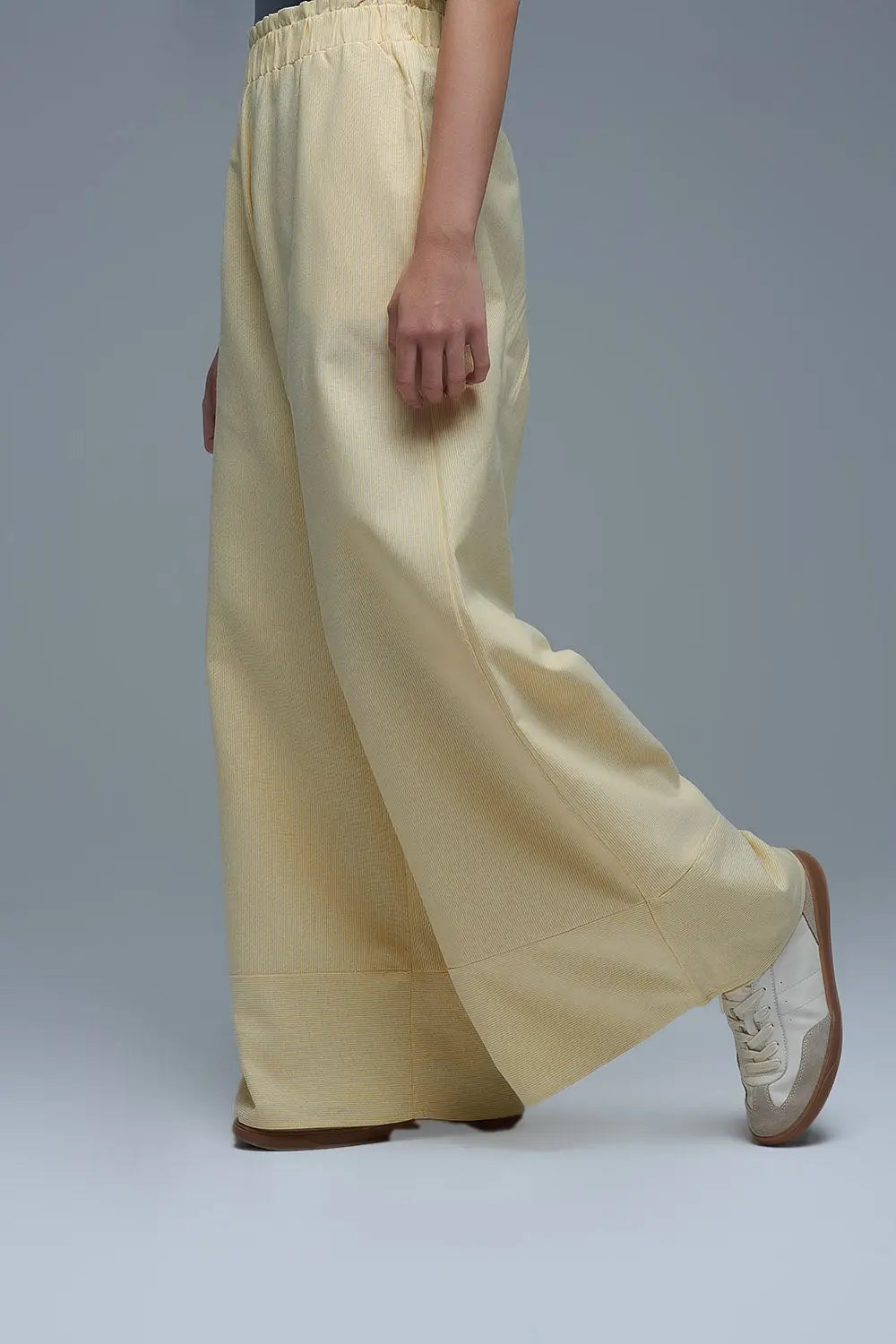 Pantalon palazzo rayé jaune avec jambe extra large - Pantalons