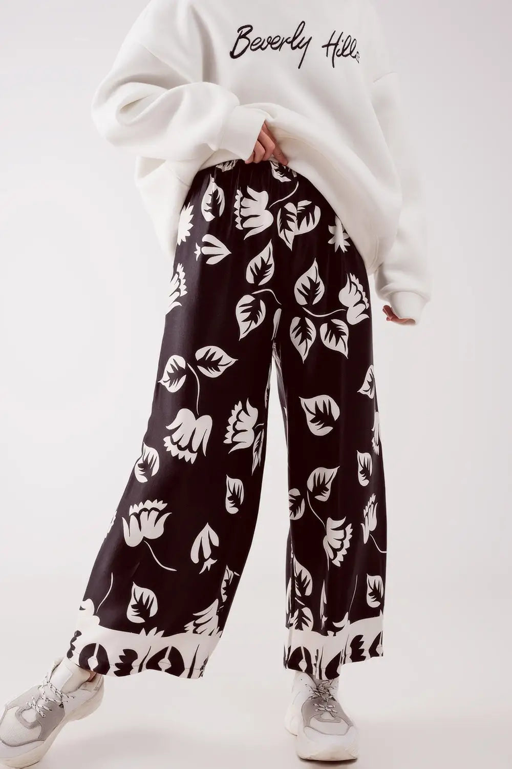 Pantalon ultra large élastique en noir - Pantalons