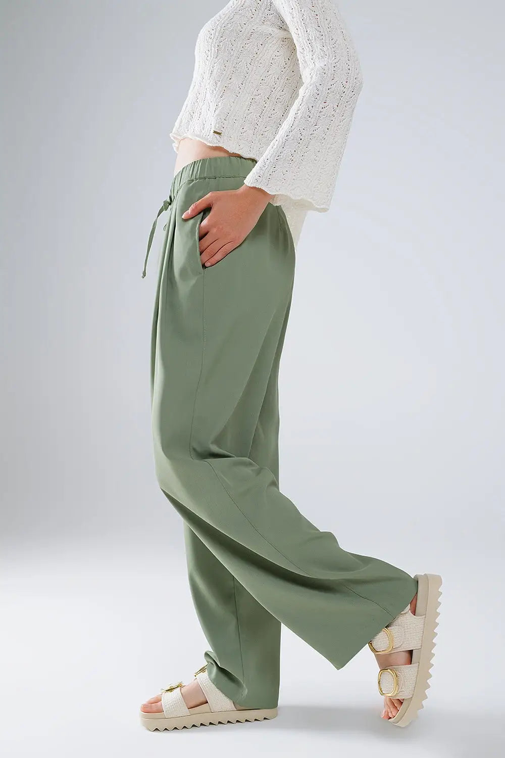 Pants In Green With Front Pockets And Drawstring Closing - Pants