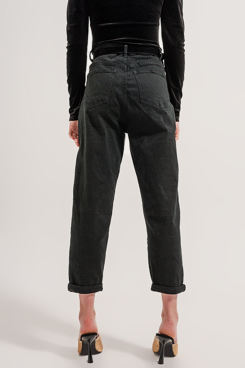 Pocket detail jeans in black